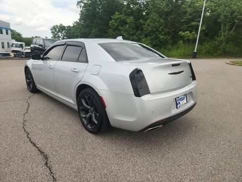 Used 2022 Chrysler 300 S RWD image 12