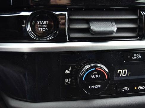 New 2025 Nissan Pathfinder Platinum image 19