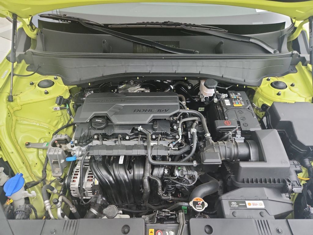 Used 2025 Hyundai Kona SEL AWD/4WD image 37