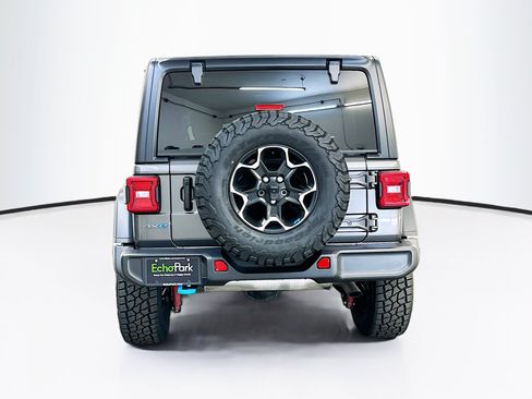 Used 2023 Jeep Wrangler Unlimited Rubicon 4xe w/ Cold Weather Group AWD/4WD image 7