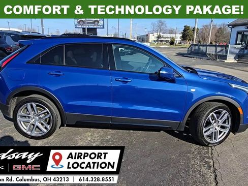 Used 2022 Cadillac XT4 Sport w/ Comfort Package image 9