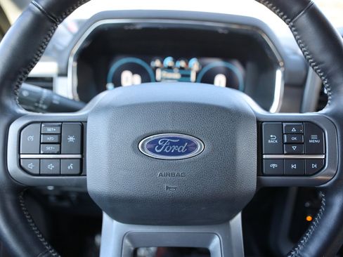 Used 2023 Ford F150 Lariat w/ Trailer Tow Package image 43