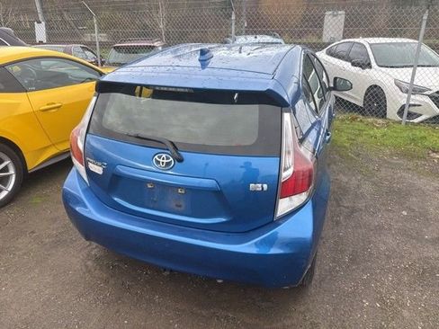 Used 2015 Toyota Prius C Four image 4