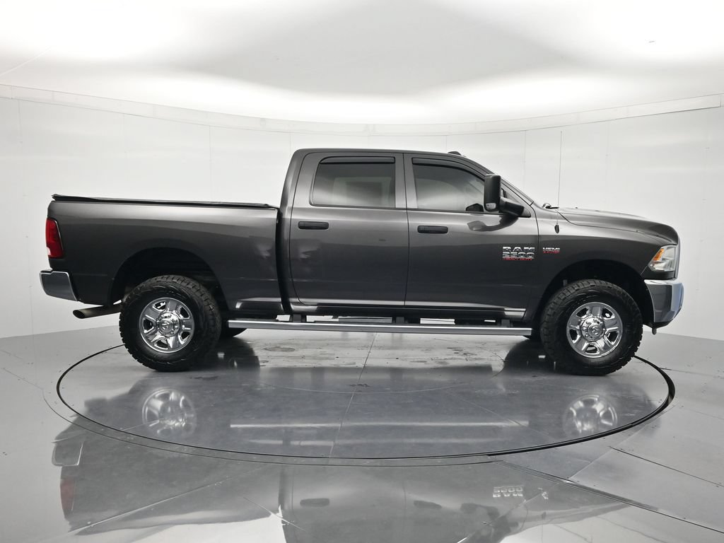 Used 2016 RAM 2500 Tradesman w/ Chrome Appearance Group AWD/4WD image 4