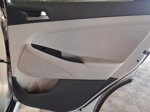 Used 2017 Hyundai Tucson Sport w/ Cargo Package AWD/4WD image 10