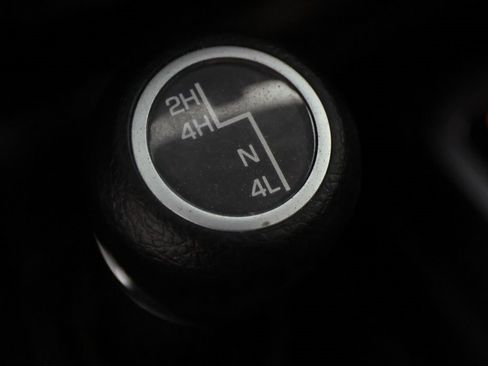 Used 2022 Jeep Gladiator Sport image 25