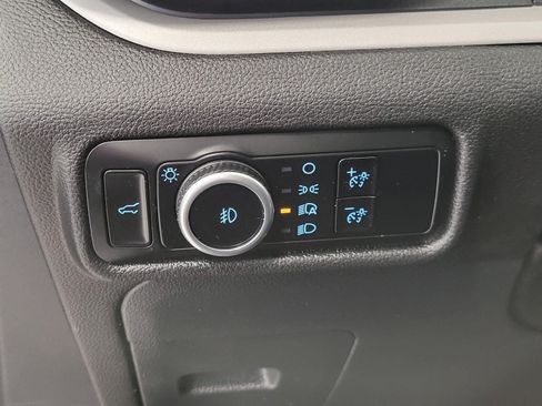 Used 2024 Ford Explorer XLT w/ Equipment Group 202A AWD/4WD image 11