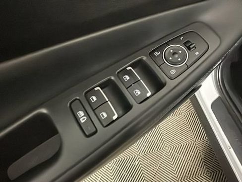 Used 2023 Hyundai Santa Fe SEL w/ Premium Package AWD/4WD image 10