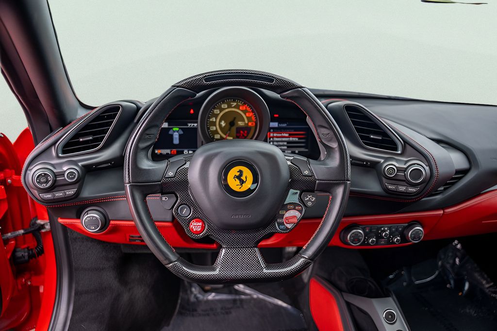 Used 2016 Ferrari 488 GTB RWD image 22