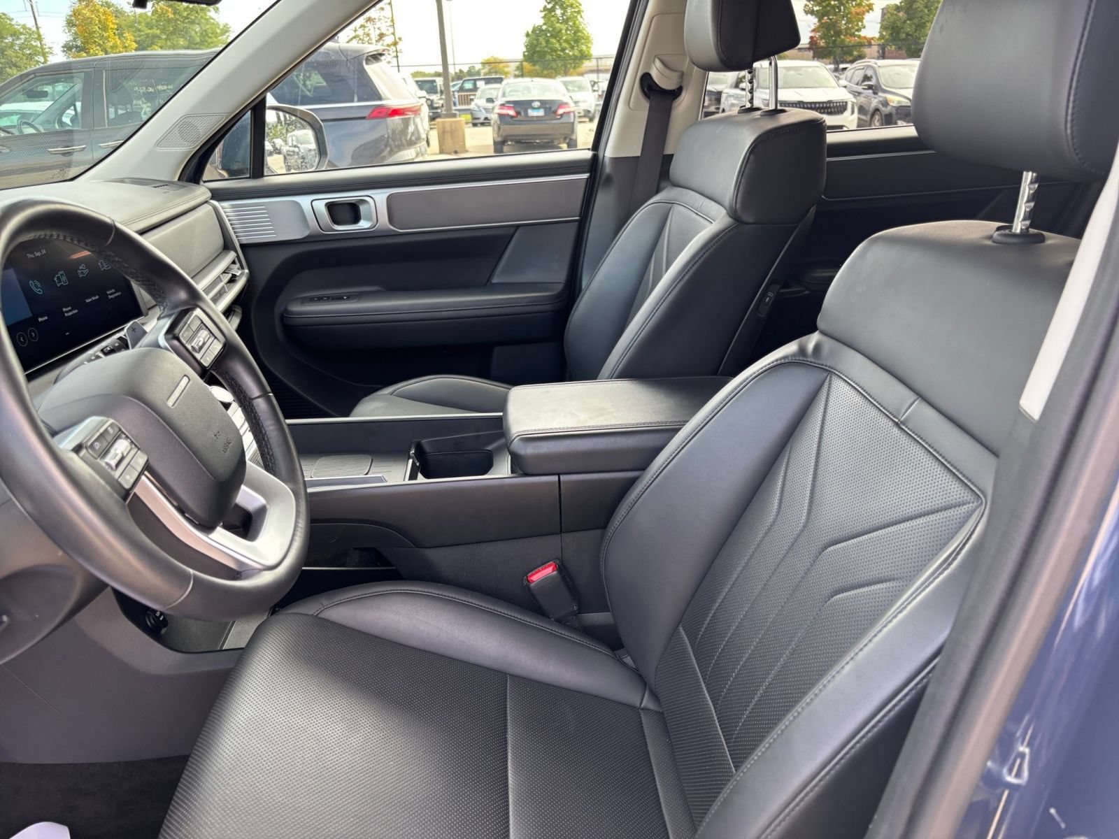 Used 2025 Hyundai Santa Fe SEL AWD/4WD image 24