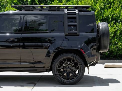 New 2026 Land Rover Defender 110 OCTA AWD/4WD image 14