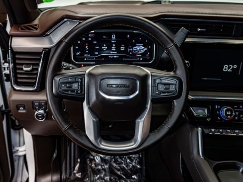 Used 2025 GMC Sierra 2500 Denali w/ Denali Reserve Package image 14