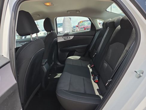 Used 2024 Kia Forte LXS FWD image 11