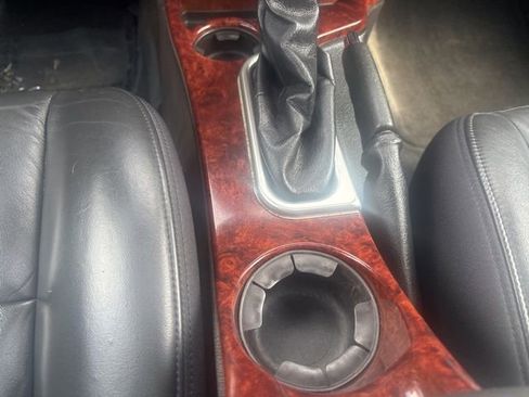 Used 2008 GMC Envoy SLT image 22