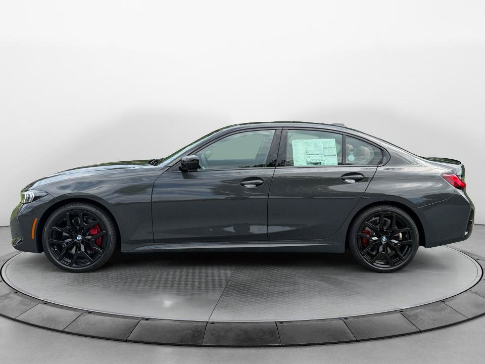 New 2026 BMW 330i xDrive Sedan w/ M Sport Package AWD/4WD image 4