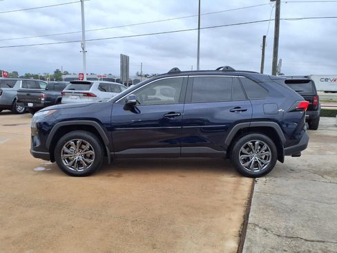 Certified 2024 Toyota RAV4 XLE Premium AWD/4WD image 9