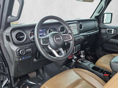 Used 2022 Jeep Wrangler Unlimited Rubicon 4xe w/ Dual Top Group AWD/4WD image 10