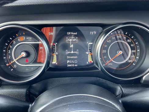 Used 2022 Jeep Wrangler Unlimited Sport image 16