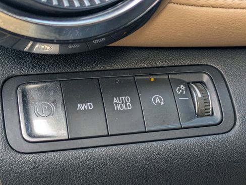 Used 2025 Chevrolet Equinox ACTIV w/ Safety and Technology Package image 22