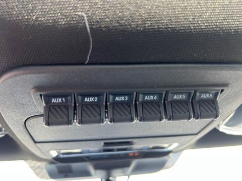 New 2025 Ford F350 Platinum w/ FX4 Off-Road Package image 19