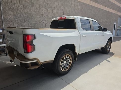 Used 2023 Chevrolet Colorado LT w/ LT Convenience Package III RWD image 3