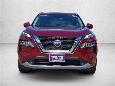 Used 2021 Nissan Rogue SL w/ Premium Package FWD image 2