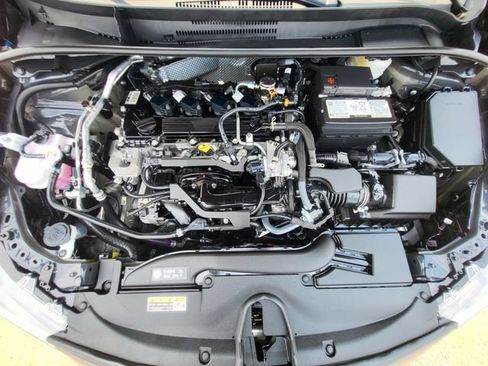 Used 2025 Toyota Corolla LE FWD image 11
