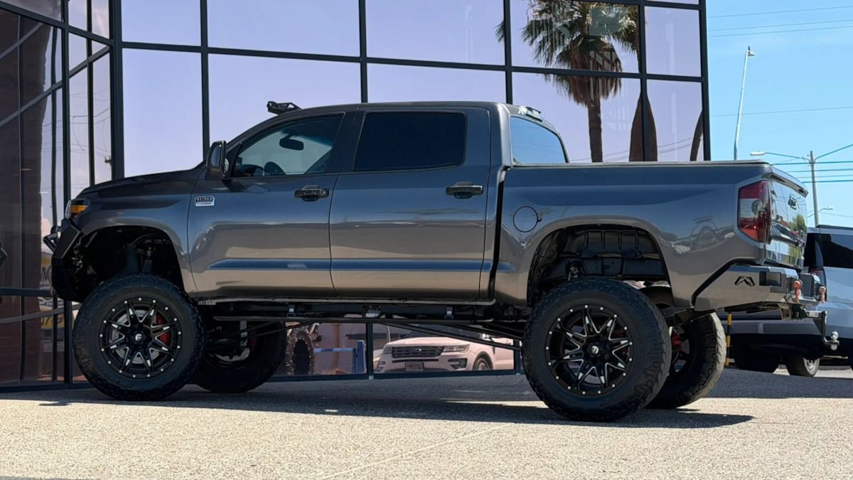 Used 2014 Toyota Tundra 1794 Edition AWD/4WD image 6