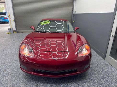 Used 2008 Chevrolet Corvette Coupe w/ Preferred Equipment Group RWD image 8