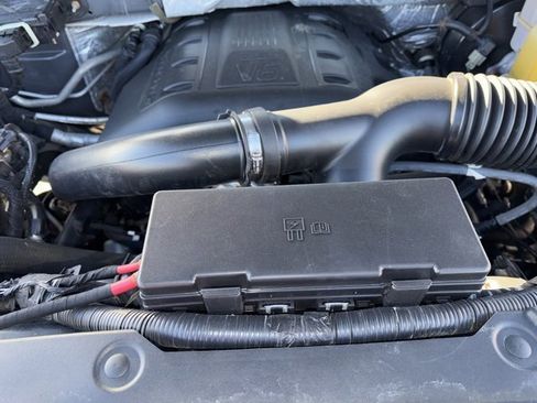 Used 2014 Ford F150 XLT w/ Trailer Tow Package image 29