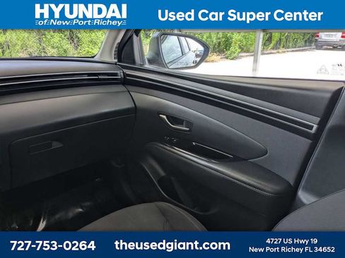 Certified 2022 Hyundai Tucson SEL w/ Convenience Package FWD image 19