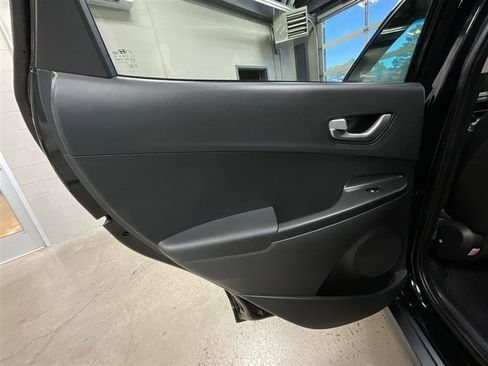 Used 2023 Hyundai Kona SEL FWD image 20