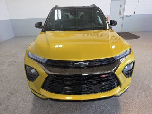Used 2023 Chevrolet TrailBlazer RS w/ Convenience Package AWD/4WD image 7