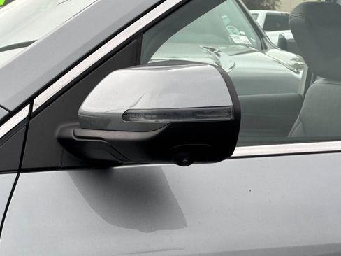 Used 2025 Buick Enclave Preferred image 49