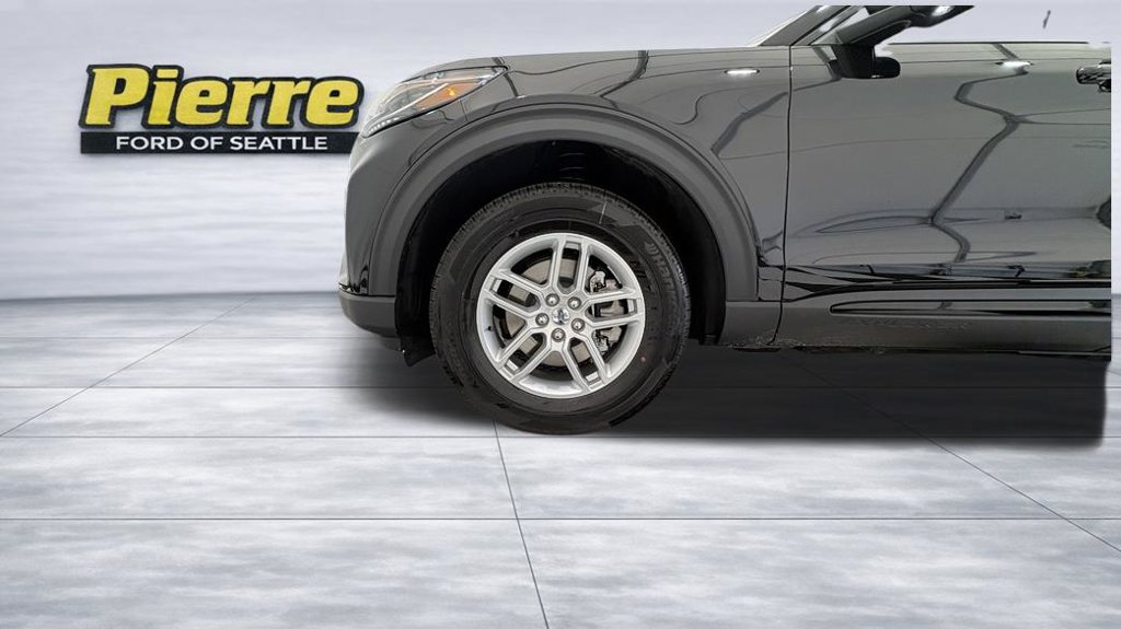 New 2026 Ford Explorer Active AWD/4WD image 11
