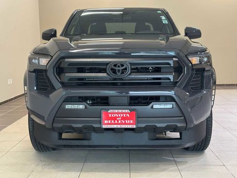 Certified 2025 Toyota Tacoma SR5 image 6