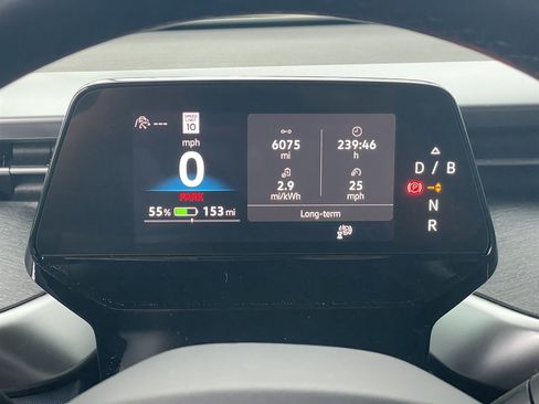 Used 2025 Volkswagen ID. Buzz Pro S RWD image 25