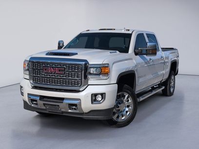 Used 2019 GMC Sierra 2500 Denali w/ Duramax Plus Package