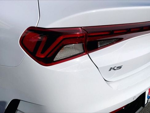 Used 2022 Kia K5 EX w/ EX Premium Package image 25