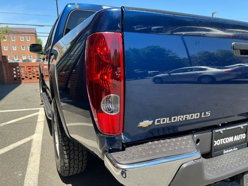 Used 2004 Chevrolet Colorado LS AWD/4WD image 19