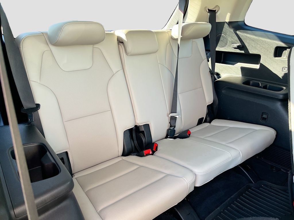 Used 2022 Kia Telluride SX w/ Nightfall Edition Package AWD/4WD image 29