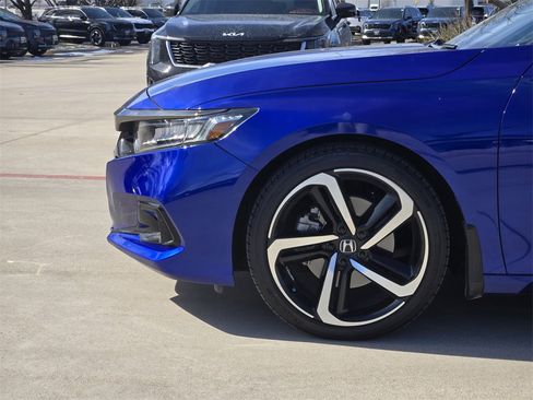 Used 2021 Honda Accord Sport image 14