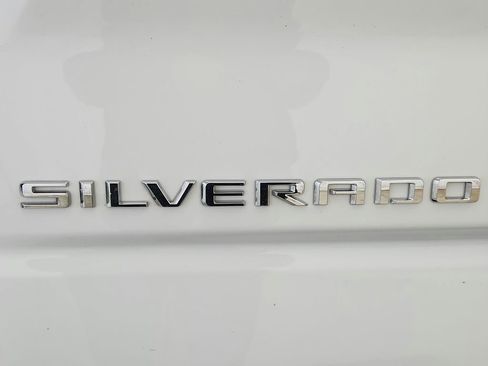 Used 2021 Chevrolet Silverado 1500 RST image 33