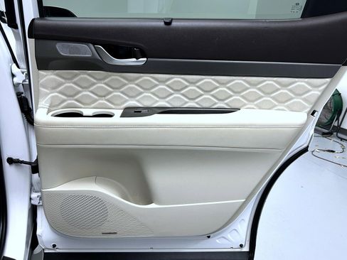 Used 2020 Hyundai Palisade Limited image 17