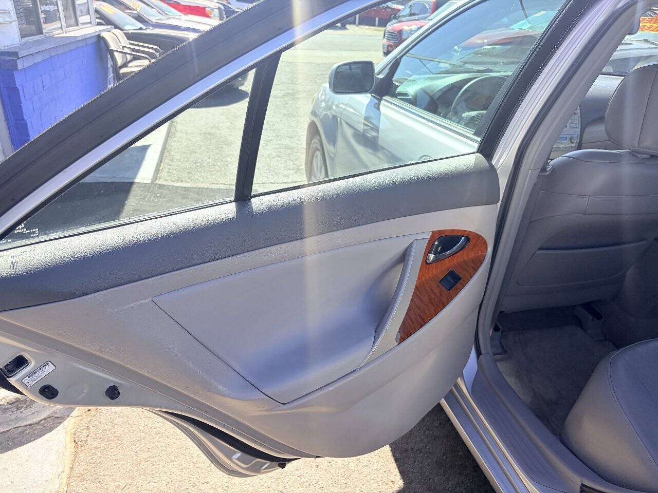 Used 2008 Toyota Camry XLE FWD image 13
