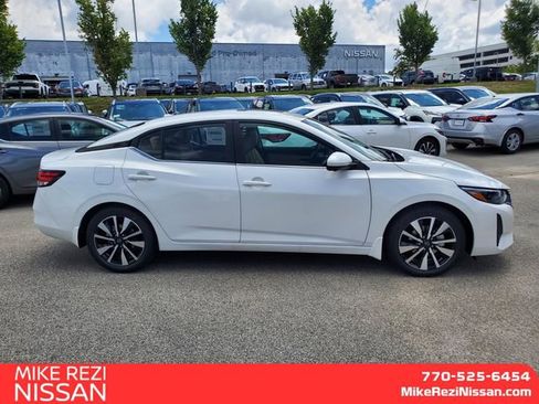 New 2025 Nissan Sentra SV w/ SV Premium Package image 2