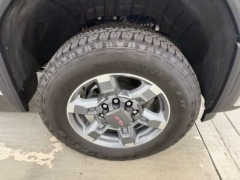 New 2026 GMC Sierra 2500 SLT image 4