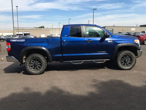 Used 2015 Toyota Tundra SR5 w/ TRD Off Road Package AWD/4WD image 7