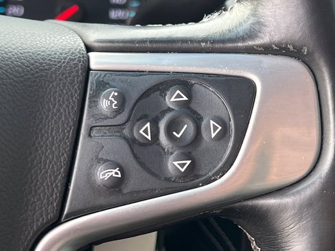 Used 2017 GMC Yukon SLE w/ SLE Value Package image 23