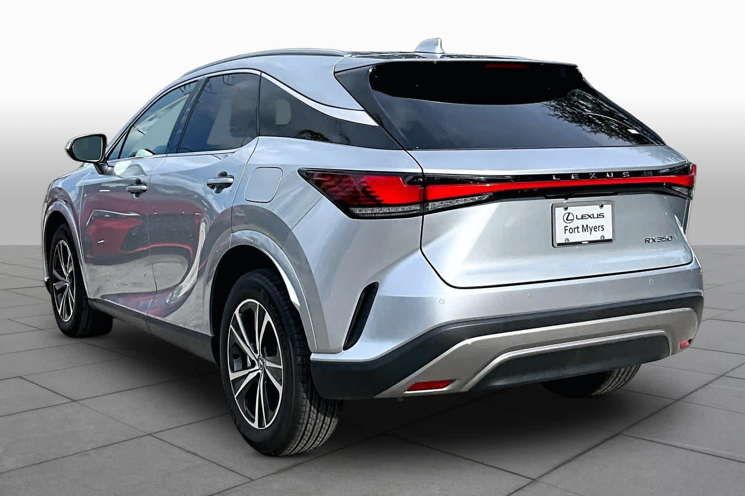 Used 2024 Lexus RX 350 Premium w/ Convenience Package FWD image 12
